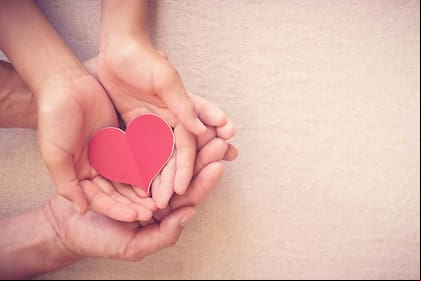 Adopción: Buscan una familia para tres hermanos de 13, 9 y 7 años