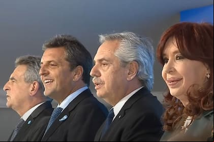 Agustín Rossi, Sergio Massa, Alberto Fernández y Cristina Kirchner tomarán distintos caminos después del 10 de diciembre, lo mismo que el resto del Gabinete