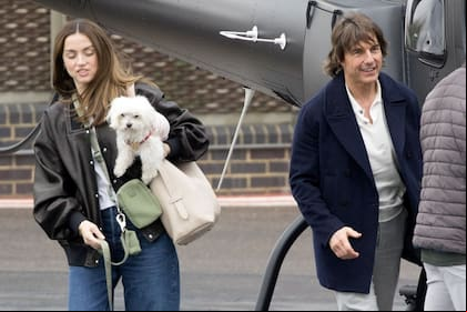 Ana de Armas y Tom Cruise fueron fotografiados en Londres, antes de emprender un viaje en helicóptero juntos