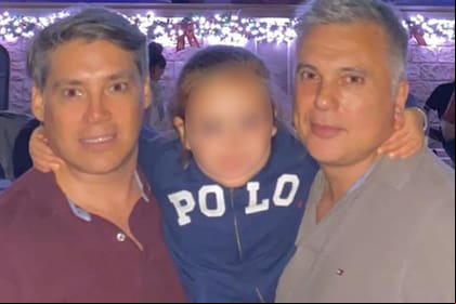 Andres Galfrascoli y Fabián Núñez, junto con la hija de ambos, Sofía de 5 años