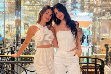 Antonela Roccuzzo junto a María Taktouk en París (Foto Instagram @mariataktouk)