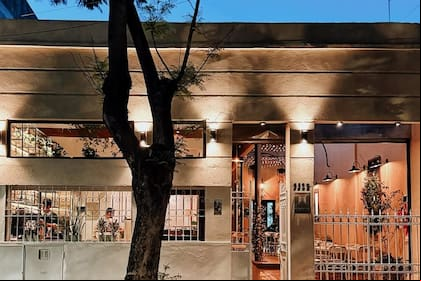 Casa Parra, un emprendimiento creado por tres amigos sobre la calle Virrey Loreto
