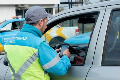 Cédulas verde y azul se suman al registro de conducir para llevarlas en el celular