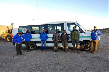 Comisión de 17 brigadistas del Parque Nacional Lanin que se dirigen a Córdoba