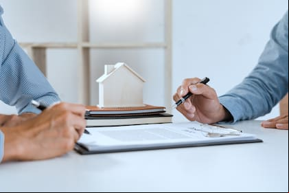 Créditos hipotecarios: ya son 16 los bancos que ofrecen sus líneas de préstamos para comprar una vivienda y la documentación a presentar es clave