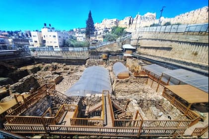 Descubren los restos de la muralla de David que figuró en la Biblia