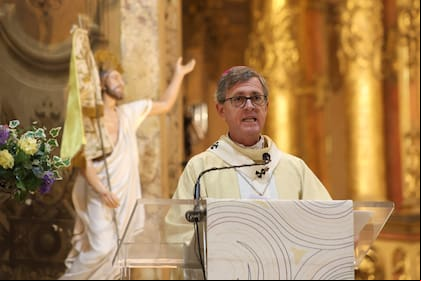 El arzobispo de Buenos Aires, Jorge Ignacio García Cuerva, encabezó la Misa por la asunción del Papa