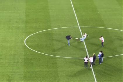 El blooper de Nati Jota en la cancha de River