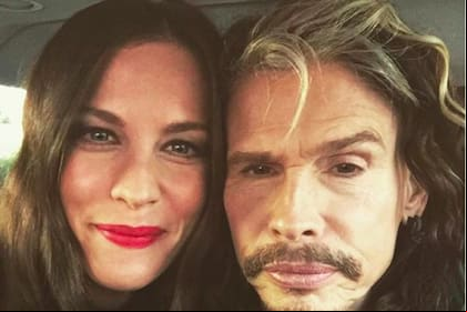 El cantante de Aerosmith conoció a su hija cuando ella tenía 11 años: la historia de cómo Steven Tyler se "convirtió" en el papá de Liv