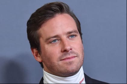 El desagradable relato de Armie Hammer: “Le pegué un mordisco al corazón de un animal mientras aún estaba vivo”