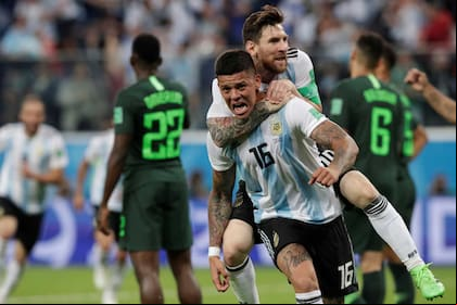 El grito a flor de piel de Marcos Rojo ante Nigeria; Lionel Messi se sube a la euforia