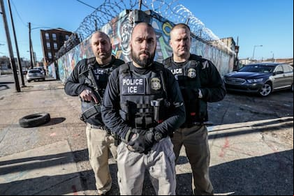 El ICE trabaja en estrecha colaboración con las agencias policiales locales, estatales y federales para detener a los inmigrantes ilegales o que hayan incumplido con las leyes migratorias
