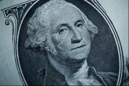 El mercado está expectante de la reducción del crawling peg del 2% al 1% mensual. (AP Foto/Matt Slocum)