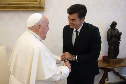 El papa Francisco recibió al dirigente salteño Juan Manuel Urtubey