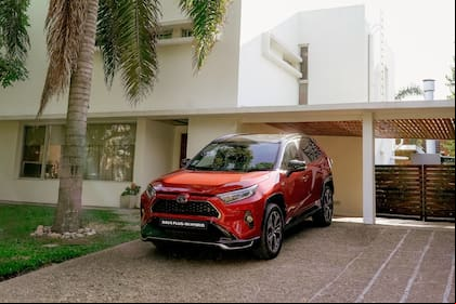El SUV híbrido de Toyota que ya se puede alquilar pero todavía no comprar en el país