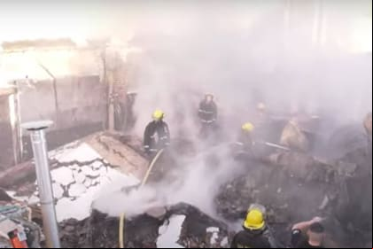 En San Martín se incendió una fábrica de plásticos