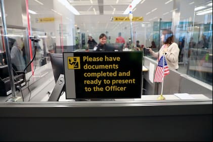 Expertos alertan sobre los riesgos de viajar fuera de Estados Unidos con el Estatus de Protección Temporal