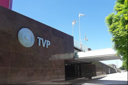 Fachada del edificio de la TV Pública, en su ya emblemática dirección de Figueroa Alcorta 2977