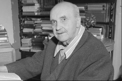 George Santayana en su habitación en el hospital de las Hermanas Azules de Roma.
