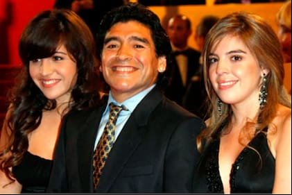 Gianinna y Dalma exigieron justicia por Diego Maradona a 1000 días de su muerte