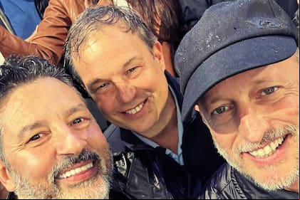 Gustavo Menéndez intendente de Merlo en un acto junto a Martín Insaurralde