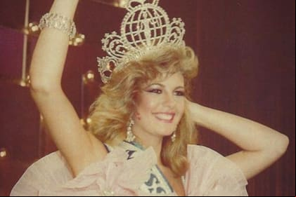 Irene Sáez en el momento más importante de su vida: coronada como Miss Venezuela