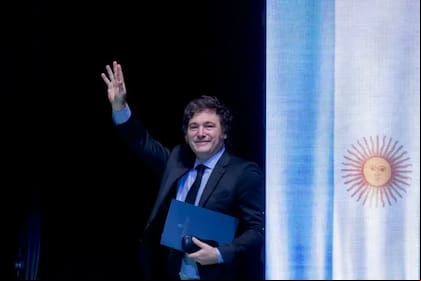 Javier Milei; argentina; BBC; BBC Mundo; Revista Time; Tapa Time; política; Motosierra; Carolina Píparo; Casta política; Jubilados; Colectivo feminista; España; Pedro Sánchez; Elon Musk;