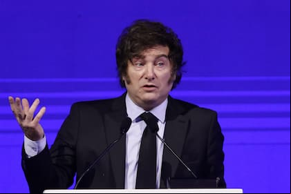 Javier Milei en el AmCham Summit 2025