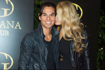 Julio Iglesias Jr. y su esposa