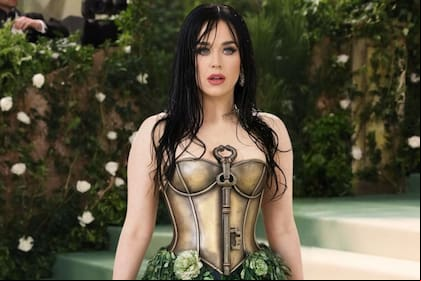 Katy Perry "asistió" a la Met Gala 2024 gracias a la Inteligencia Artificial