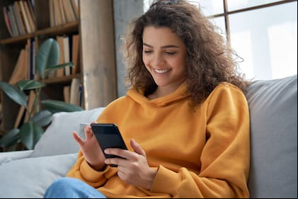 La IA de Microsoft ya está disponible en iOS y Android: ¿cómo instalarla en los dispositivos móviles?