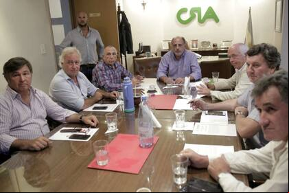 La Mesa de Enlace en la reunión en CRA