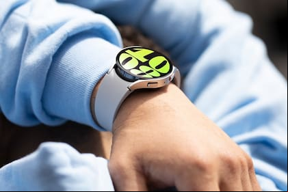 La pantalla del Galaxy Watch6 está protegida por cristal de zafiro; el reloj viene con cajas de acero de 40 o 44 mm