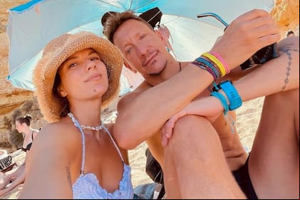 La pareja eligió Europa como destino para sus vacaciones (Foto Instagram @nicovazquezok)
