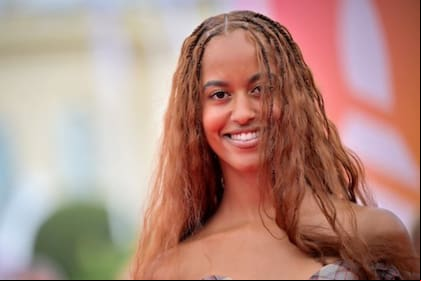 La participación de Malia Obama en la industria deportiva señala una expansión estratégica de su carrera como directora, conectando con audiencias jóvenes a través de marcas globales