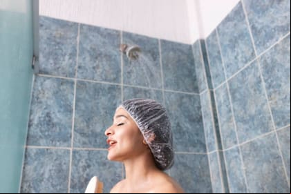 La temperatura del agua de la ducha puede tener efectos adversos.