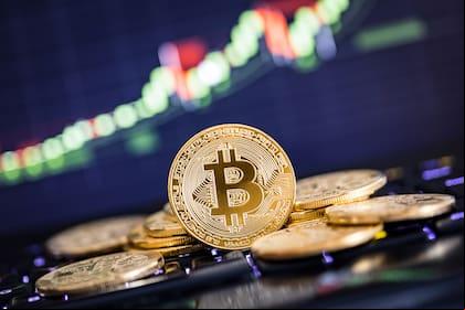 Las decisiones económicas de Trump serán determinantes en el precio de bitcoin, indican los analistas