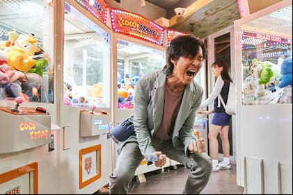 Lee Jung-jae interpreta a Seong Gi-Hun en El juego del calamar, la serie coreana que se posicionó en lo más alto del ranking de lo más visto en Netflix