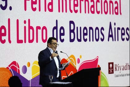 Leonardo Cifelli, esta noche, en la apertura de la Feria del Libro en La Rural