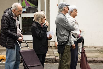 Los ingresos previsionales se actualizan cada mes siguiendo la variación de los precios