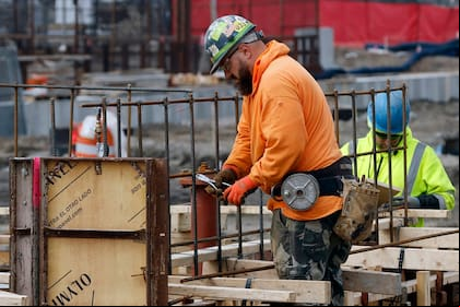 Los trabajadores de diferentes estados se verán impactados por las nuevas leyes