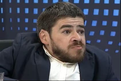 Luego de que se volvieran a viralizar varios clips de sus streams con dichos homofóbicos y antisemitas, Franco Rinaldi renunció a su candidatura en la Ciudad de Buenos Aires