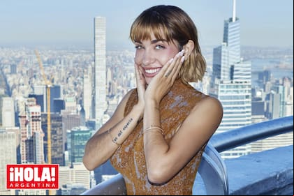 María Becerra encabezó los festejos de ¡HOLA! en Nueva York por el 80° aniversario de la revista.