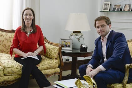 María Eugenia Vidal y Alex Campbell