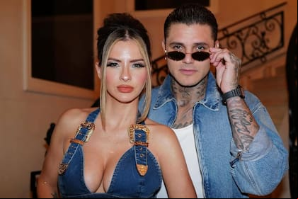 Mauro Icardi y la China Suárez: las fotos mostraron un look impensado de jean con jean