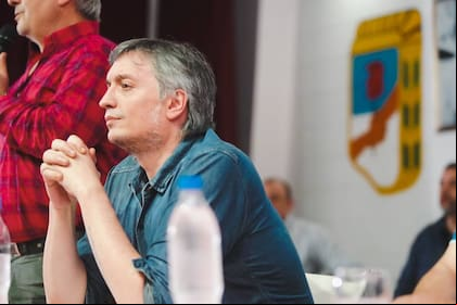 Máximo Kirchner durante el encuentro con la UOM