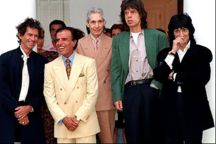 Menem junto a la banda Rolling Stones en la quinta de Olivos, el 10 de febrero de 1995