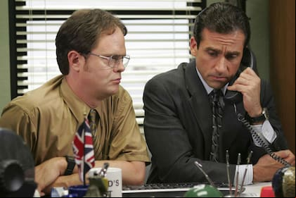 Michael junto a Dwight, el asistente del gerente regional