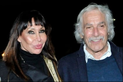 Moria Casán se casó con Pato Galmarini en una ceremonia íntima con su familia