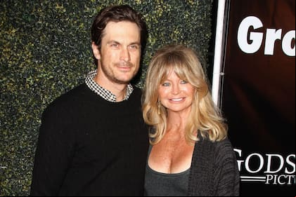 Oliver Hudson junto con su madre, la actriz Goldie Hawn